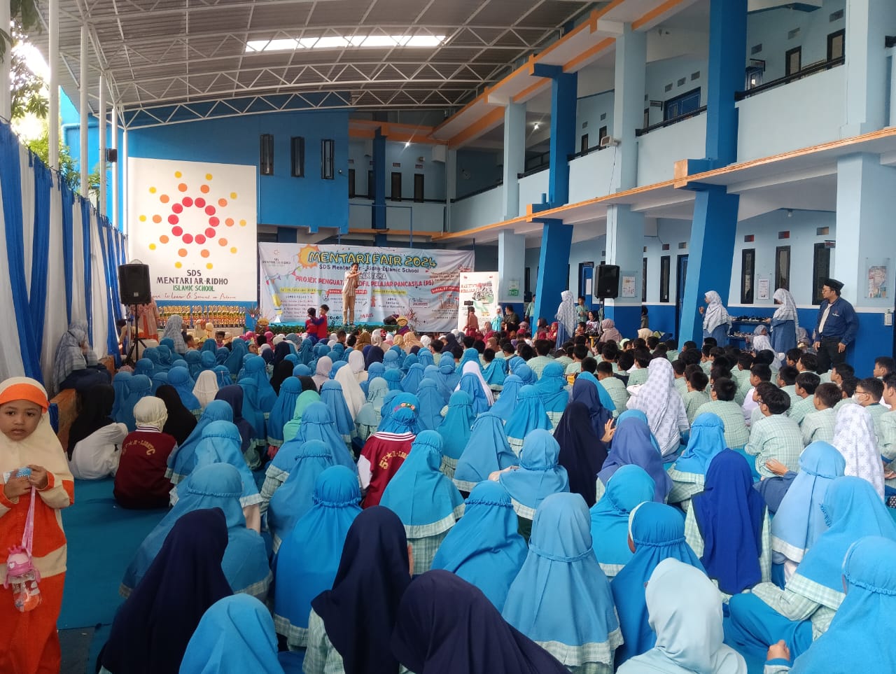 Wisata LiterAsyik Ke SDS Mentari Ar-Ridho Islamic School